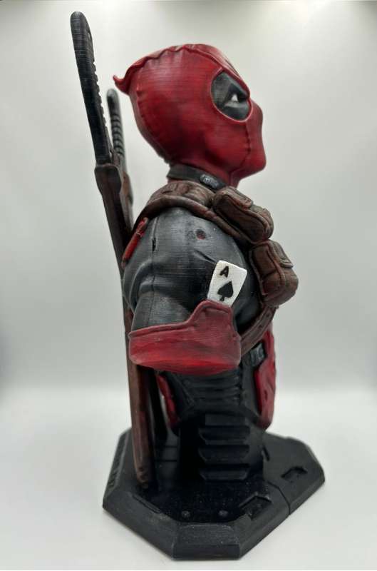 FAN ART - DeadPool Bust - 3d Printed & Hand Painted - 27cm High