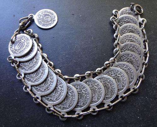 Vintage Travel Souvenir REPUBLICA DI S. MARINO Coin-Style Bracelet