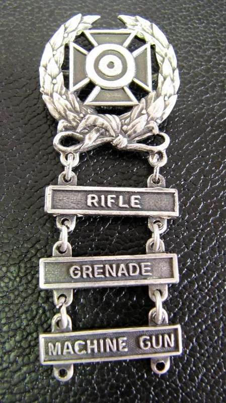 WWII US Army Marksmanship Qualification Badges - Expert with 3 clasps