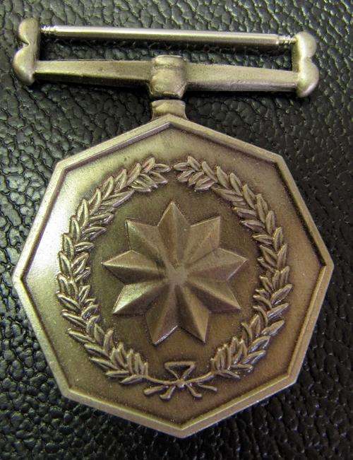 SADF Tshumelo Ikatelako Medal, Full size, no.22663 - Broken suspender