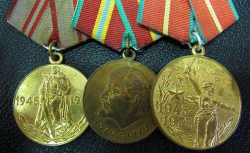 Russian group of 3 commemorative medals - With miss matched ribbons