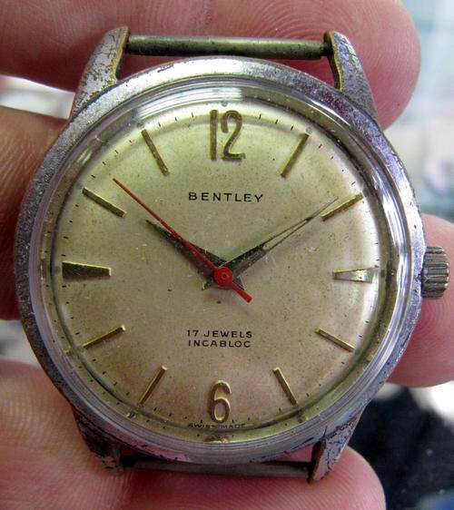 BENTLEY mens manual watch, in working condition, sold for parts or to be restored