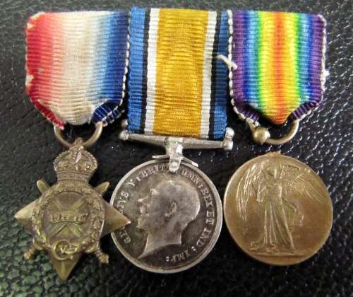 WWI Group of miniatures - with broken suspender on the Victory Medal