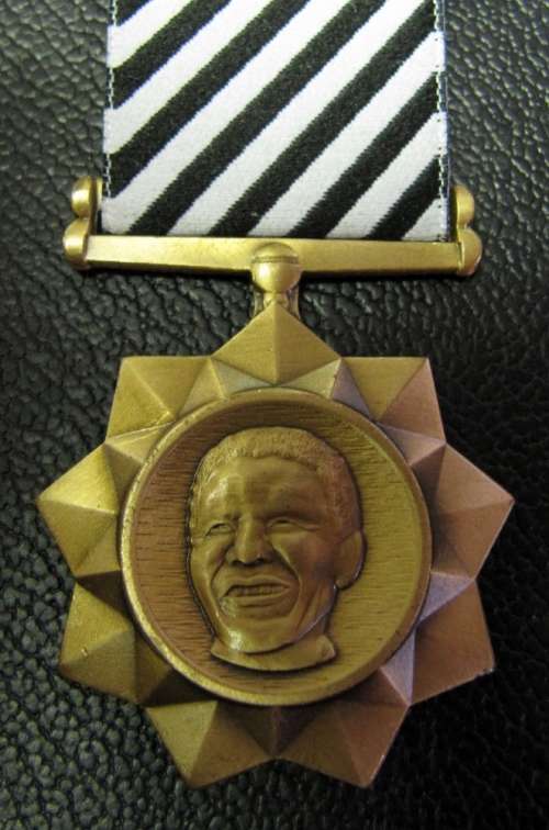 *Crazy R1 Start* SANDF 'The Attendance of Mandela's Funeral' medal - First time on BOB