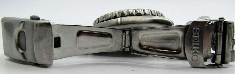 Seiko Kinetic Sports 200 Divers circa 1990-1995