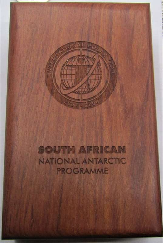 2008 Silver 1 OZ Proof R2 "The International Polar Year(Gough Island)" +Wooden Box of issue