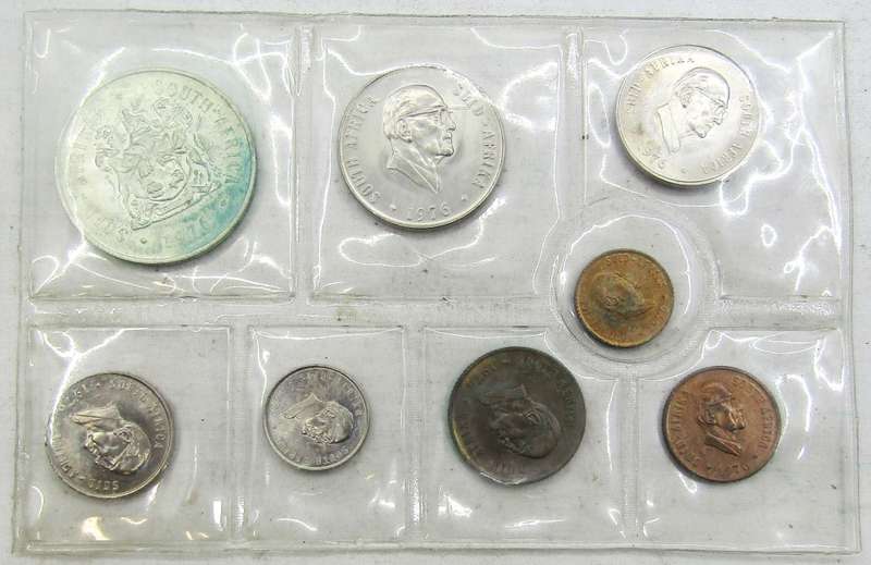 4x1976 Republic of South Africa Mint  Set with SILVER RAND  unopened as issued-4 sets available