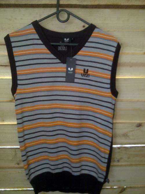 Uzzi Top - Small