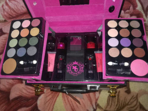 Magic Color Makeup Kit