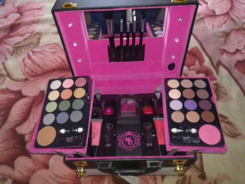Magic Color Makeup Kit