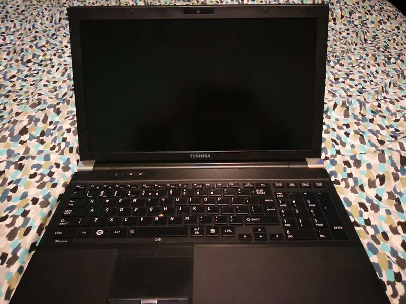 Toshiba TECRA R850-F42N