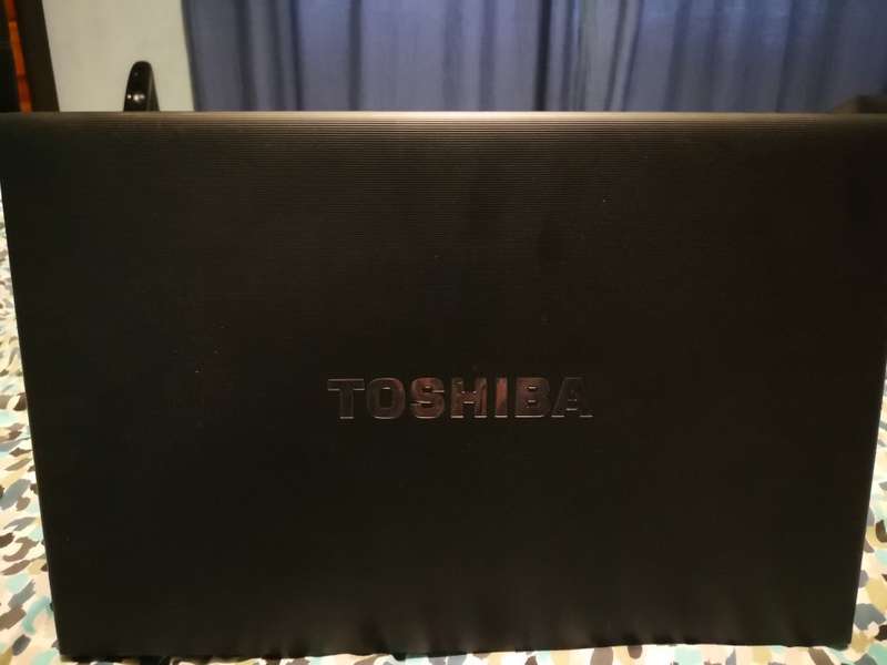 Toshiba TECRA R850-F42N