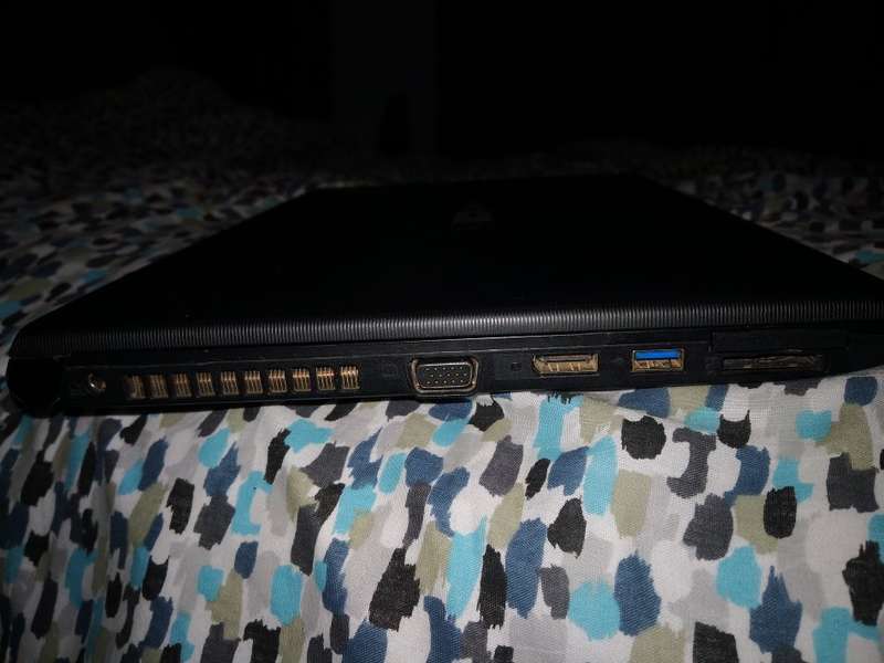 Toshiba TECRA R850-F42N
