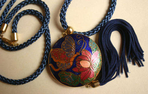 Necklace with Cloisonne Enamel pendant (Butterfly)