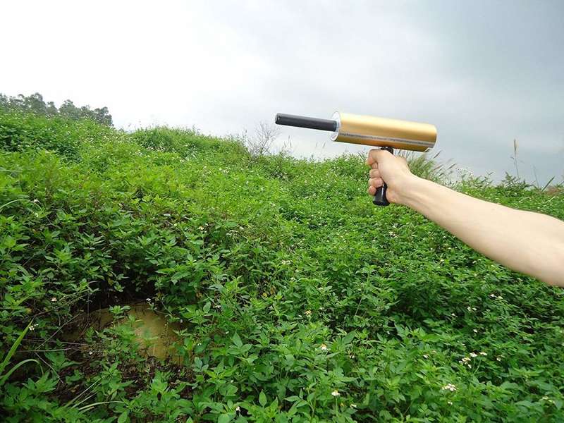 AKS metal detector 3D gold detector machine long range professional 2016V treasure gold finder scann