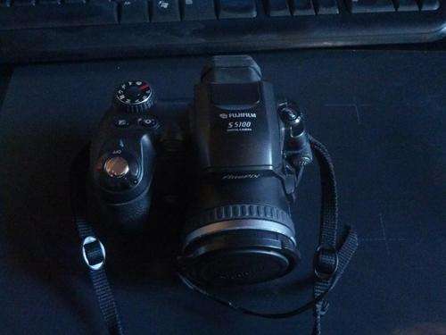 Fugifilm S 5100 Digital Camera