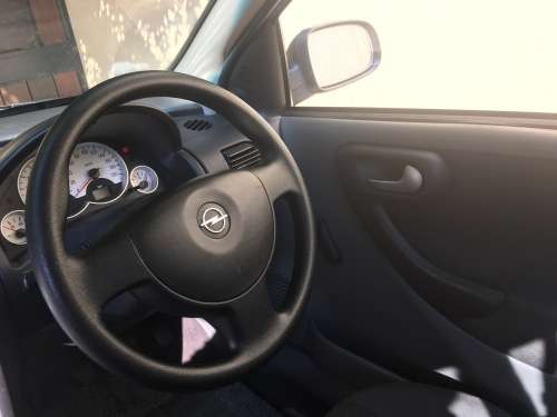 Opel Corsa Utility 1.7 DTI Sport (2005) - Excellent Condition