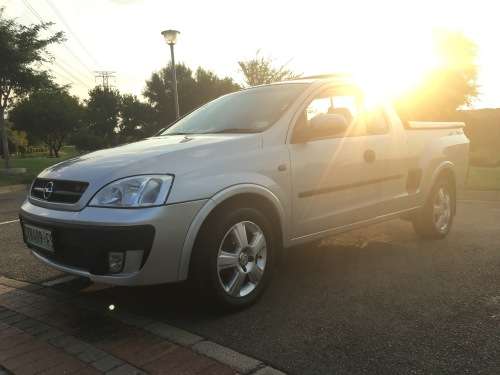 Opel Corsa Utility 1.7 DTI Sport (2005) - Excellent Condition