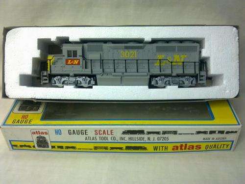 Atlas GP40 Locomotive - L&N - HO