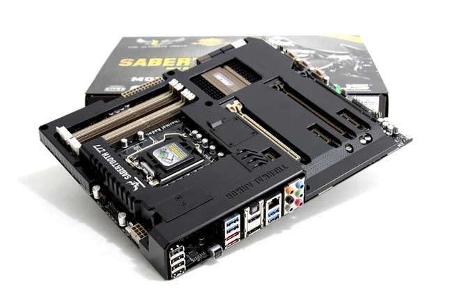 ASUS Sabertooth Z77 LGA1155
