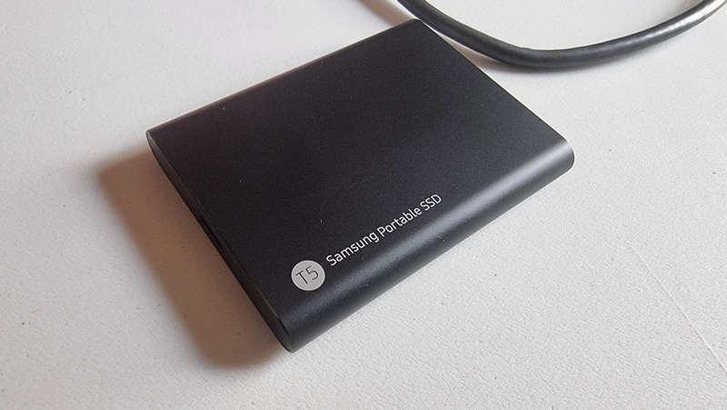 Samsung T5 Portable 1TB SSD - Black