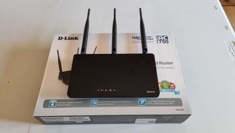 D-Link DIR-816 Wireless AC750