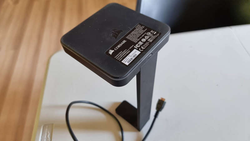 Corsair ST100 RGB Headset Stand
