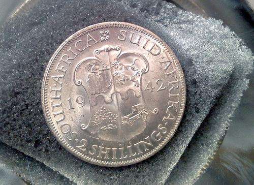 1942 2 Shilling. AU  R1000 in UNC