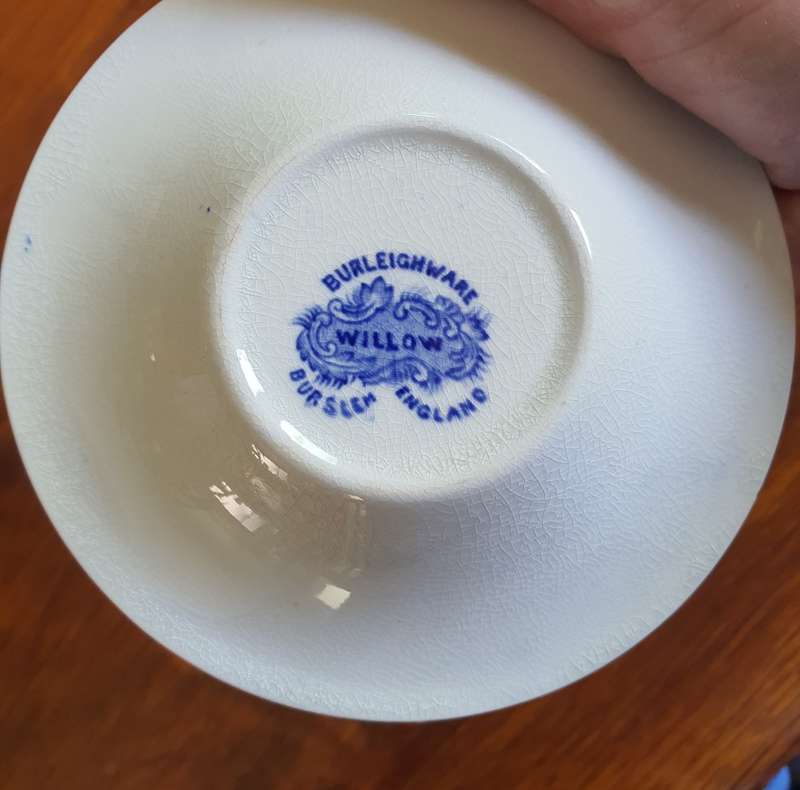VINTAGE WILLOW PATTERN DEMITASSE COFFEE SET