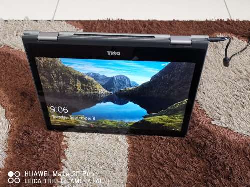 ***NEAT DELL TOUCH SCRN 13,3" FHD CONVERTIBLE// i5 7th Gen// 8 GB RAM// 1000GB SATA DRIVE