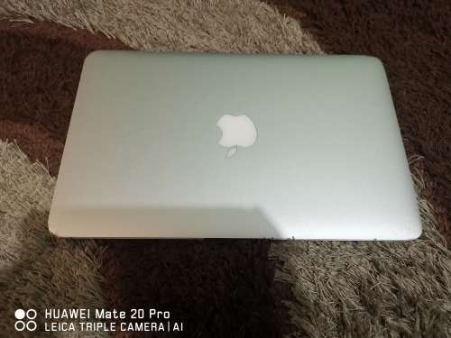 *** APPLE MACBOOK AIR 2014 Intel® Core i5** 1.5 GB GFX** 128 GB SSD** 4 GB RAM** ULTRABOOK
