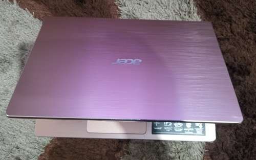 LATEST ACER SWIFT 3 i7 8th GEN Quad-Core 14` FHD 8 GB RAM 1000 GB SSD SOLID STATE DRIVE