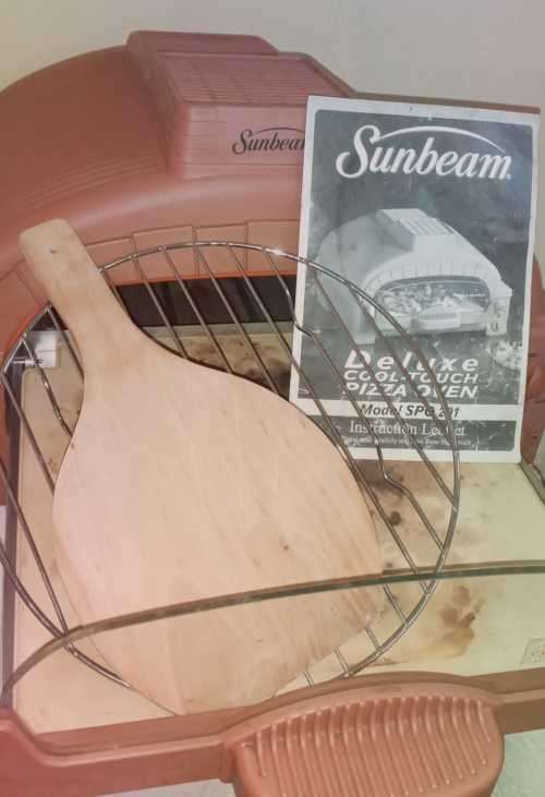 Sunbeam Deluxe CoolTouch Pizza Oven