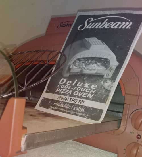 Sunbeam Deluxe CoolTouch Pizza Oven