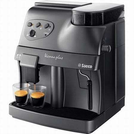 Bean to cup coffee machine