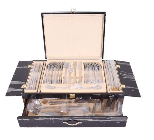 84 Piece Stainless Steel Cutlery Set And Wooden Case (Please Read)