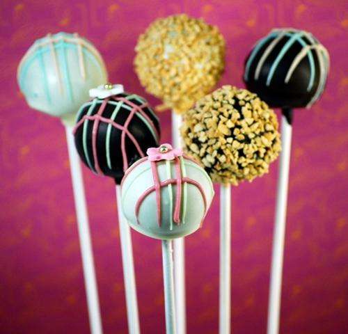 CAKE POPS - BAKE DELICIOUS