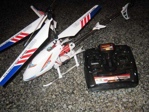 HUGE 64CM R/C   3 CHANNEL  R/C  HELICOPTER