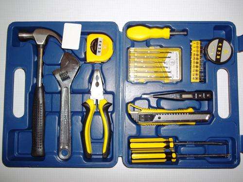 27 PIECE TOOL SET    PERFECT FOR HOUSEHOLD DIY