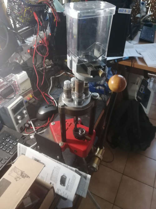 Lee Classic Turret Press with accessories