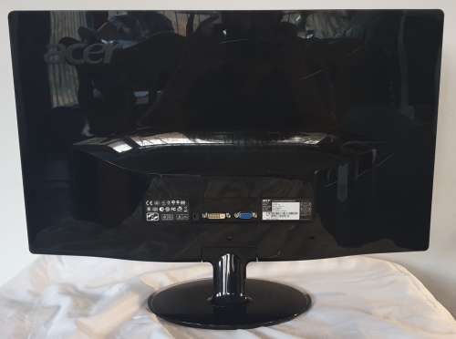 23" FULL HD Monitor