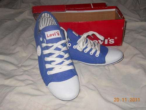 Denim Levi Sneakers size 7