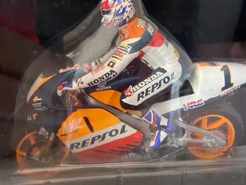 Mick Doohan - Repsol Honda NSR V4 1996 (ONYX 1:24)
