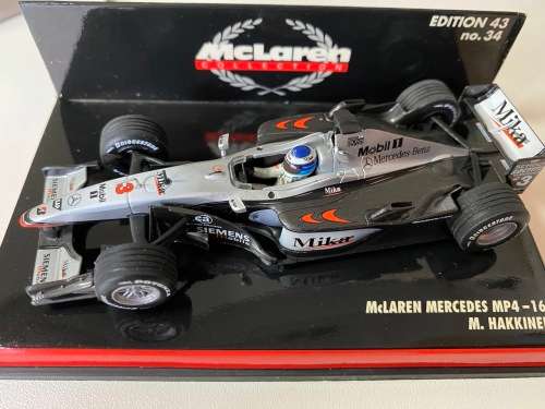 Mika Häkkinen - McLaren 2001 (Minichamps 1:43)
