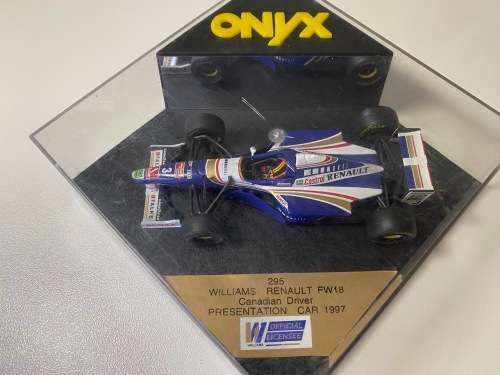 Jacques Villeneuve - Williams Renault 1997 World Champion (ONYX 1:43)