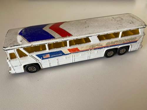 Corgi Greyhound Coach American Airlines 1975 (+/-1:50 made in Britain)