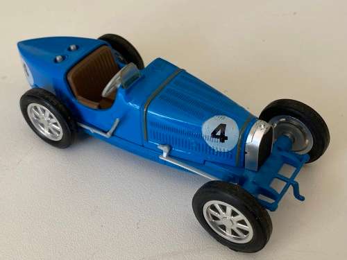 Bugatti Type 51 1932 (Matchbox Models of Yesteryear 1986 +/-1:43 - Made in England version)