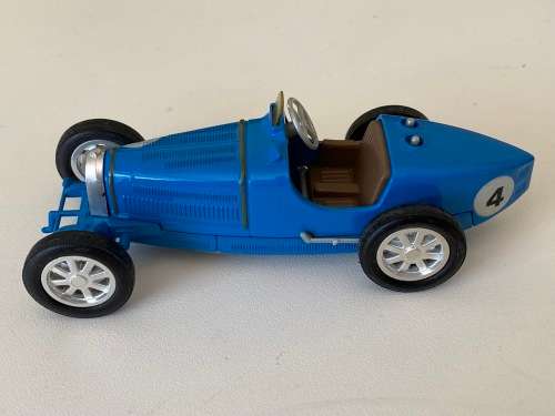 Bugatti Type 51 1932 (Matchbox Models of Yesteryear 1986 +/-1:43 - Made in England version)