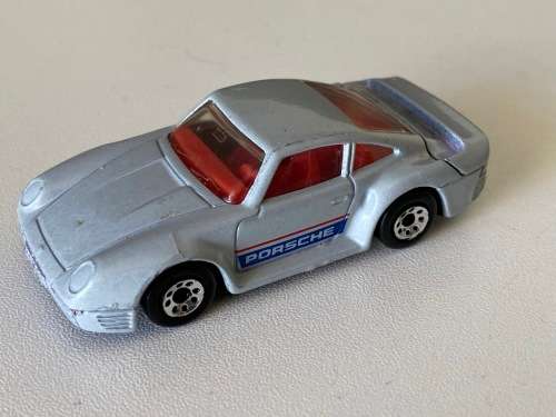 Porsche 959 - 1986 (Matchbox)