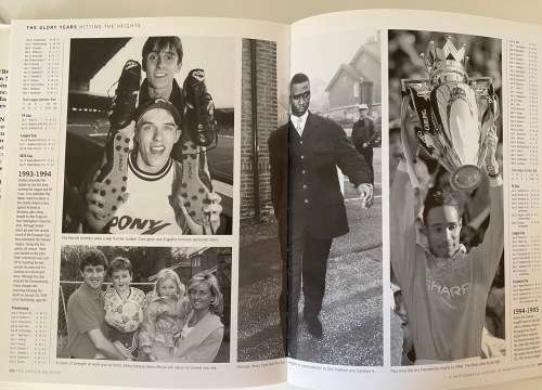 The Photographic History of Manchester United - The Unseen Archives [hardcover]